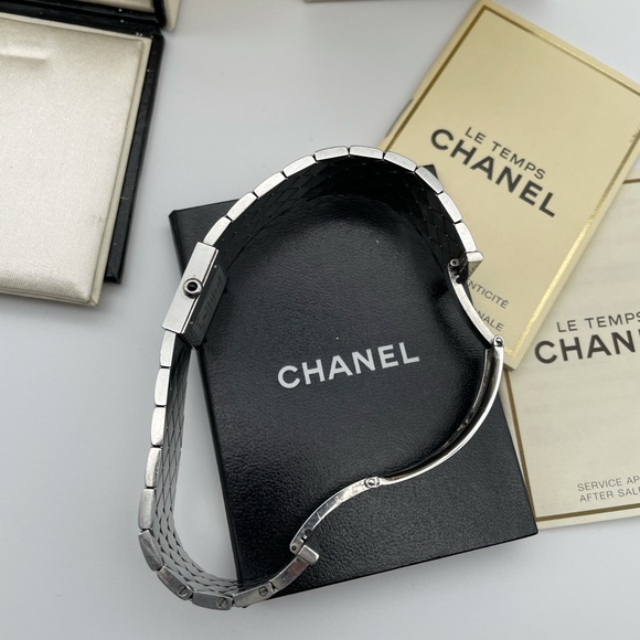 Chanel - Picture 6 of 15